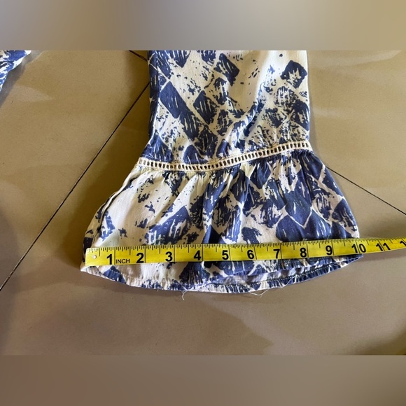 LoveStitch Tropical Print Off‎ the Shoulder Smocked Bell Sleeves Blouse size S - Picture 12 of 16